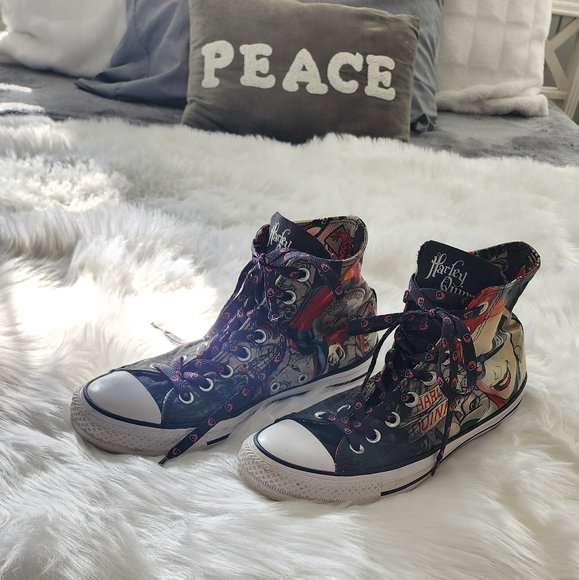 Converse Harley Quinn Face Chuck Taylor Hi Rare Vintage style 155260CMens 7Wom - Picture 2 of 10